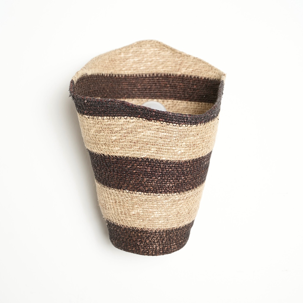 WALL MOUNTED LIGHT - BROWN STRIPES (23X22X32)